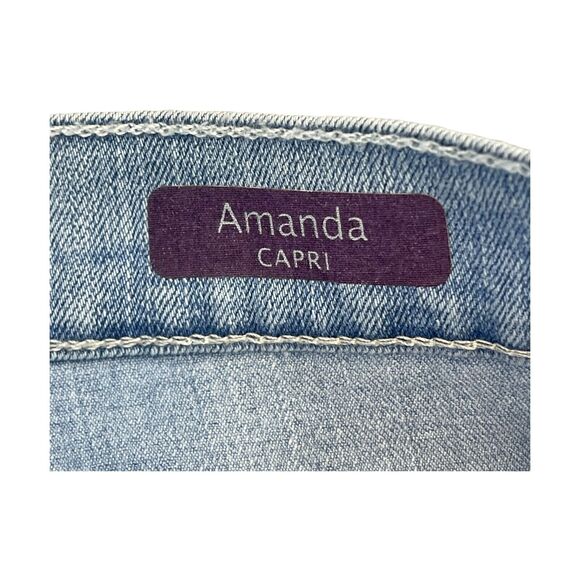 Gloria Vanderbilt Amanda Capri Pants Womens 18 Blue Belted Waist Cuffed Straight - Picture 8 of 8